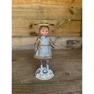 BLAST OFF 2000 FIGURINE Madame Alexander Classic Collectiles FIGURINE **READ**